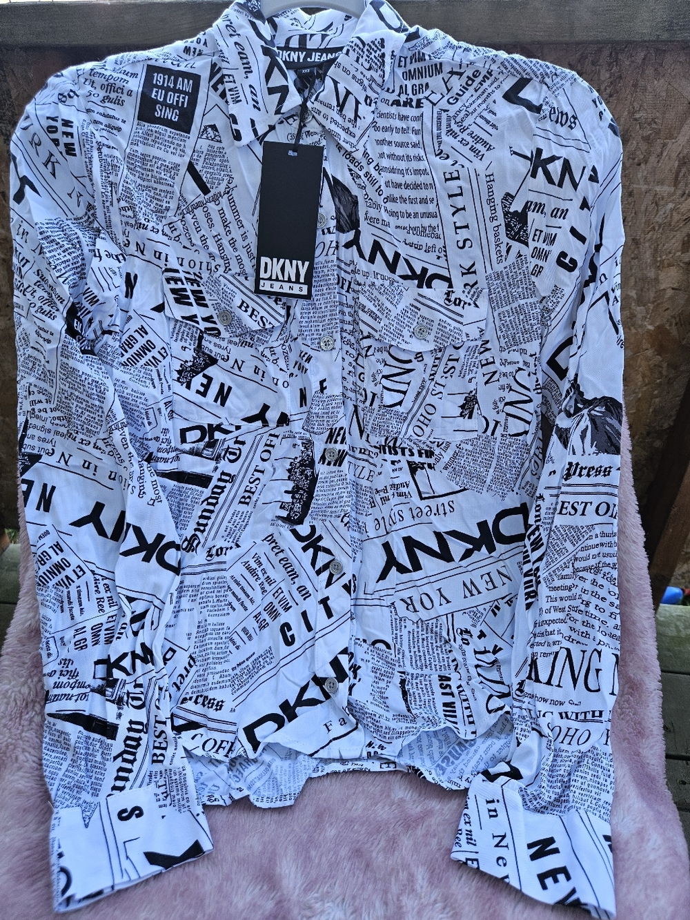 DKNY White and Black Newspaper Print Button-Up Shirt